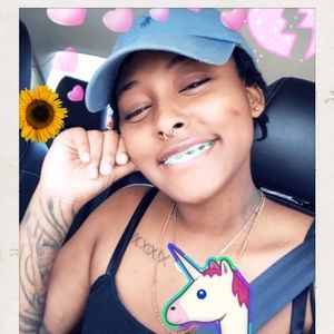 Meet your Posher, Ketema